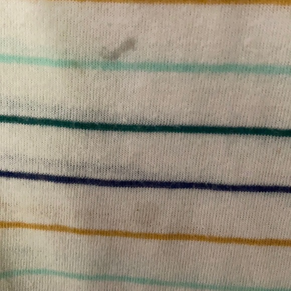 Volcom boys camisole - little spot on the front - Picture 4 of 4